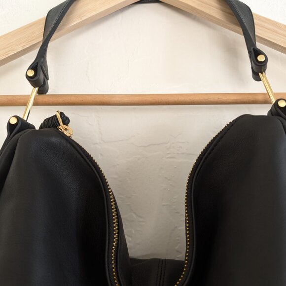 VINCE CAMUTO Josie Shoulder Bag Black Leather Hobo Zip‎ Strap Tassel Dust Bag - Picture 4 of 12